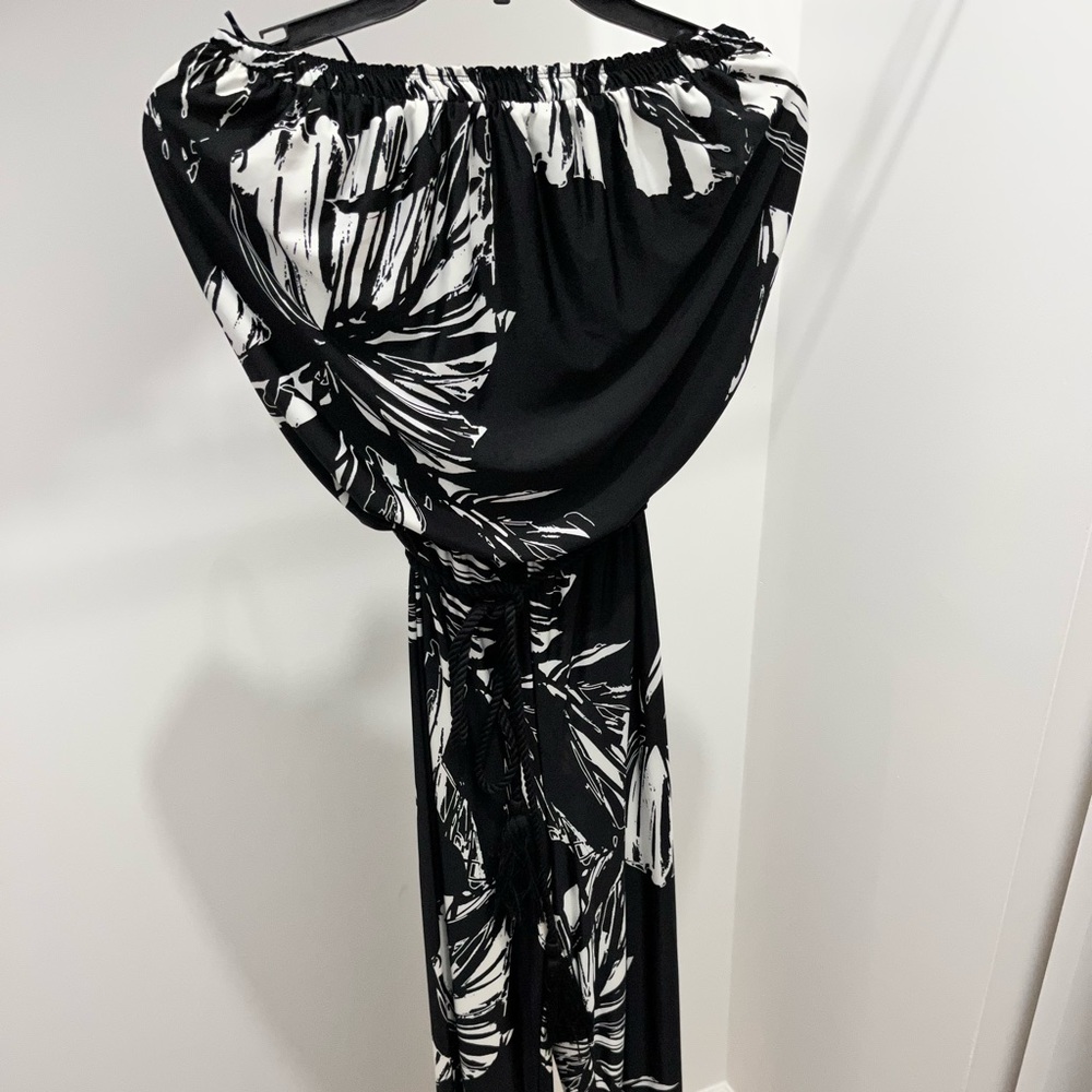 Black & White Palm Printed Strapless Jumpsuit🖤🤍